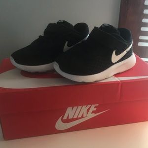 Nike toddler boys shoes